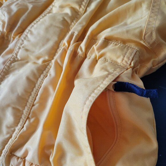 Columbia Kids Winter Jacket, Unisex 2T, Yellow, Removable Hood, Zipper Pockets - Picture 3 of 8